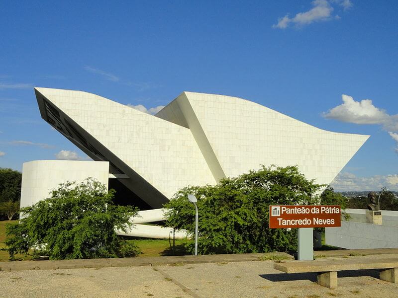 15 Obras da Arquitetura de Brasília para visitar e fotografar